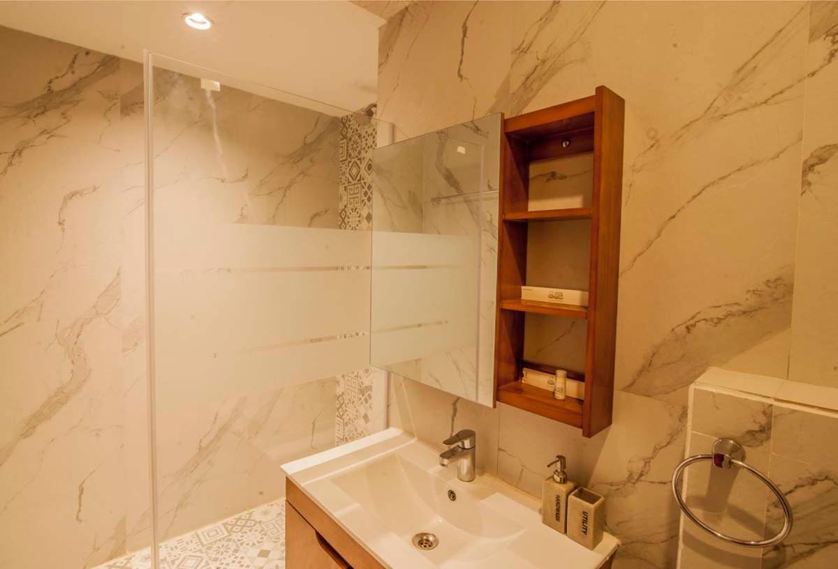 Hotel Sonar Bangla Taki Hasnabad Екстер'єр фото